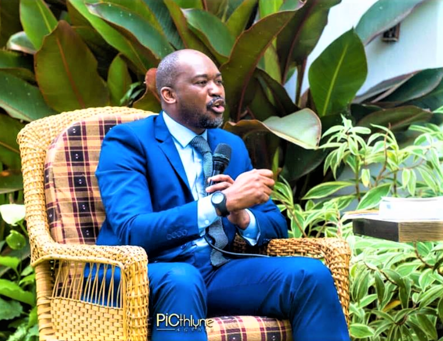 Lors d'une interview, 2019