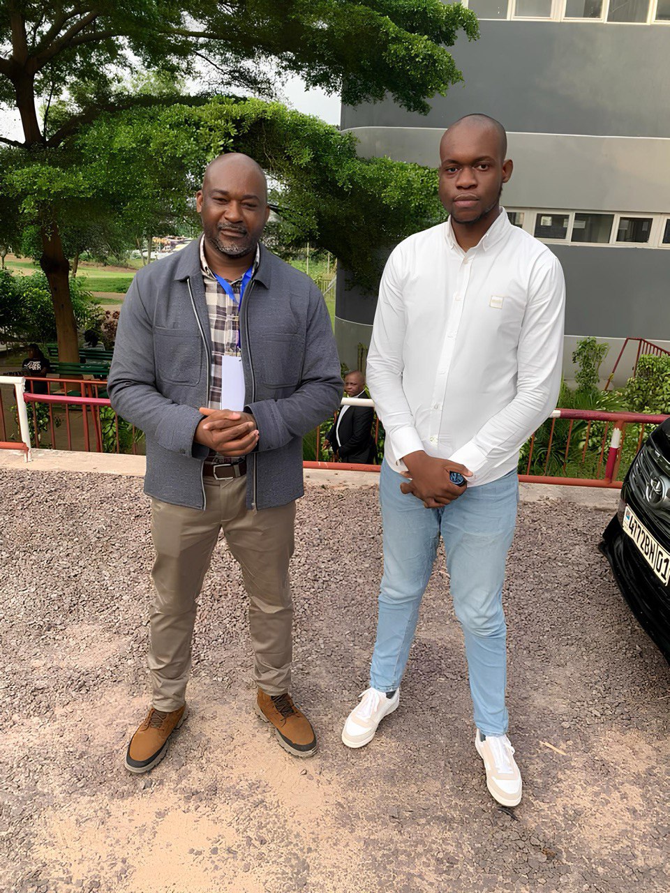 Le Docteur Kodjo avec l'informaticien Franck KABASELE